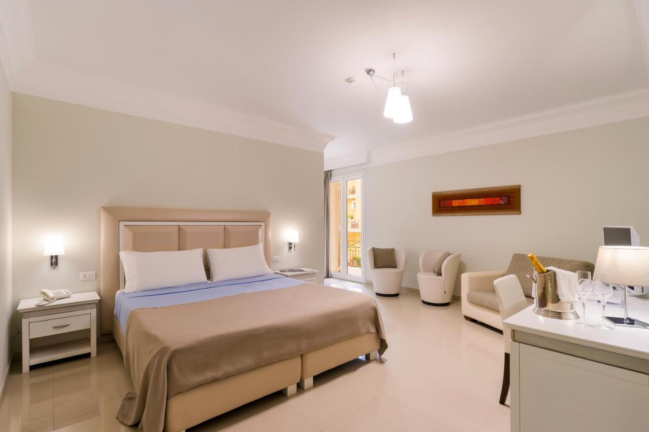 Victoria Palace Hotel & Zen Wellness Gallipoli Exterior photo