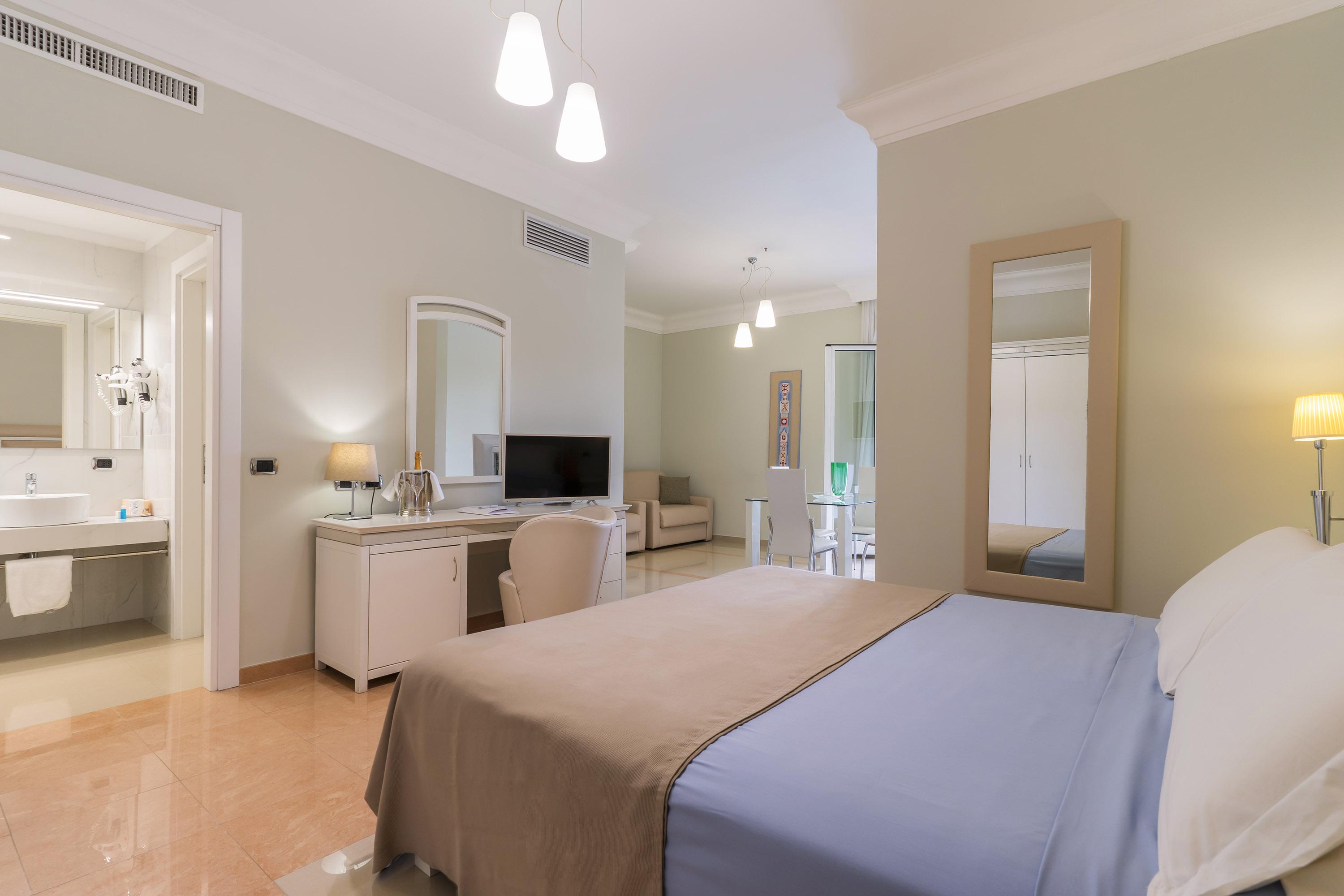 Victoria Palace Hotel & Zen Wellness Gallipoli Exterior photo